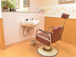 清潔な理美容室の一角
