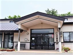 エントランス正面ビュー