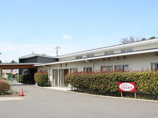 施設の外観