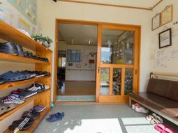 明るいエントランス