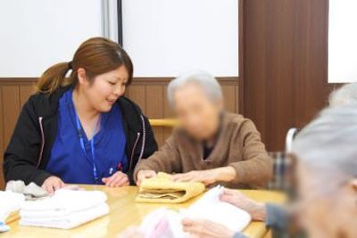 スタッフと住人が会話する部屋