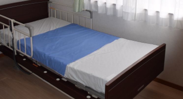 機能的なベッドの居室