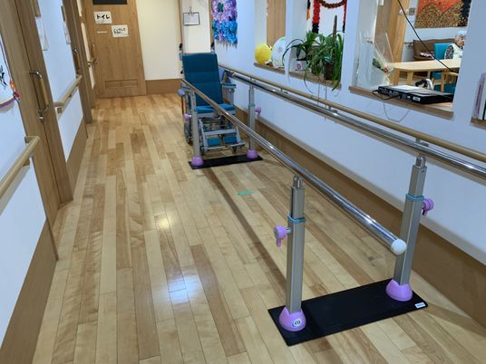 訓練器具がある廊下