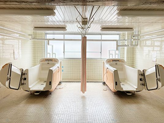 機能訓練室の浴槽