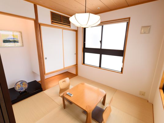 和室の居心地の良い空間