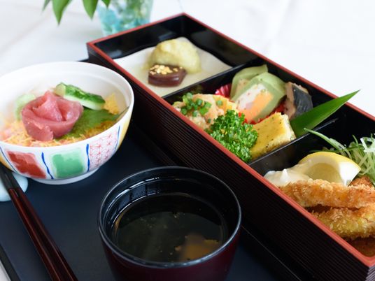 彩り豊かな和食膳