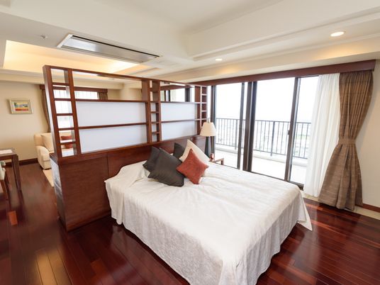 洋室風の清潔な居室