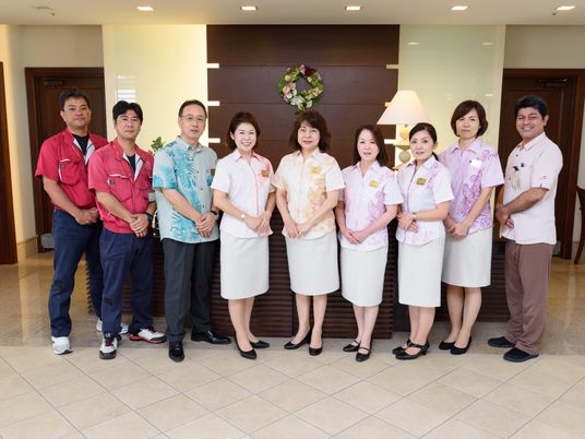 スタッフ集合写真