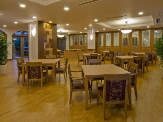 ゆったりとした食堂空間