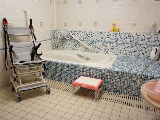  バリアフリー浴室設備  