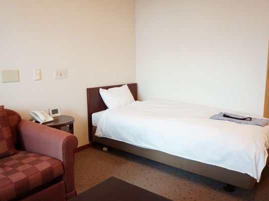 シンプルな洋室の居室 