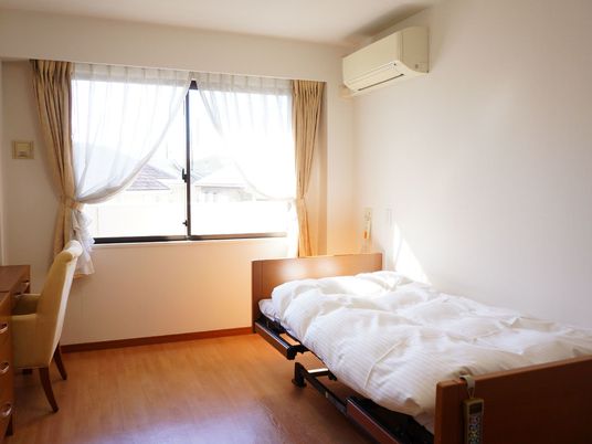  快適な居室の内観 