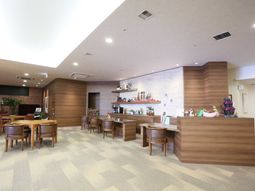 明るいダイニングルーム