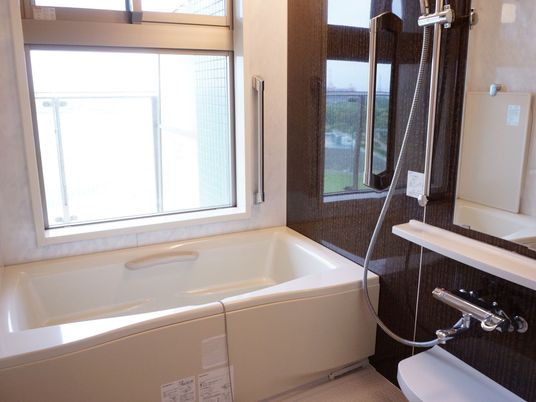 清潔感ある浴室