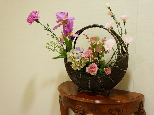 和風のフラワーアレンジメント