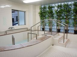 バリアフリーの快適浴室