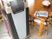 カラオケ機器とテーブル