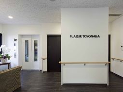 エントランスの明るい空間