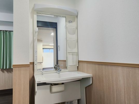 シンプルな洗面台