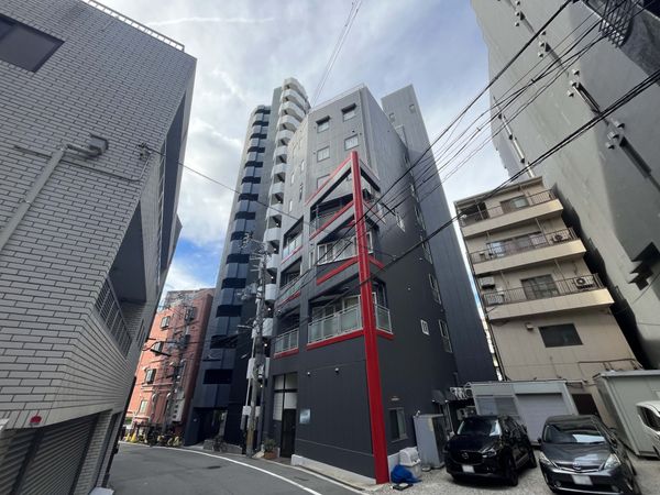 都心の落ち着いた外観