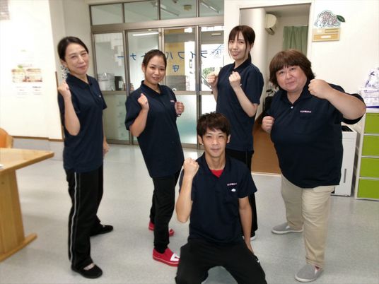 ケアスタッフの元気な様子