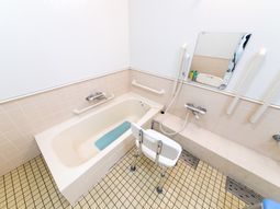 バリアフリー浴室設備