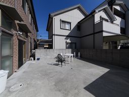 中庭の様子