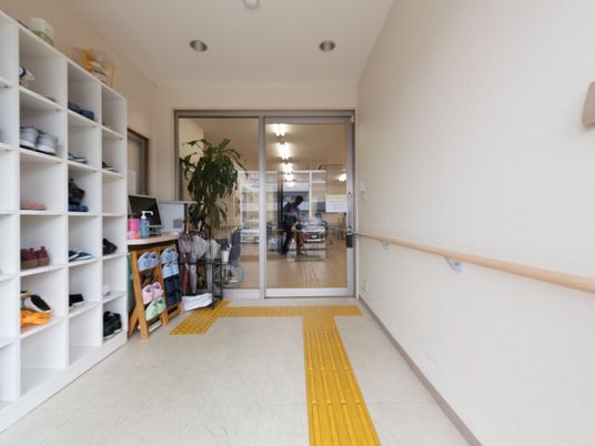 エントランス通路