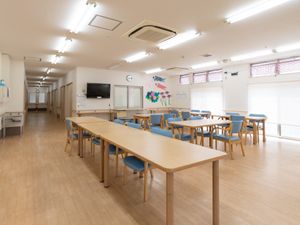 広々としたダイニングスペース