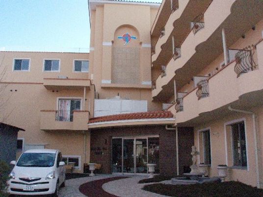 温かみのある建物の外観