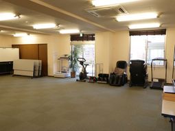 訓練機器が揃う部屋
