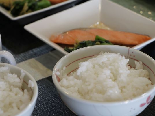 和食の食事風景