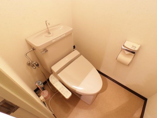 清潔なトイレの様子