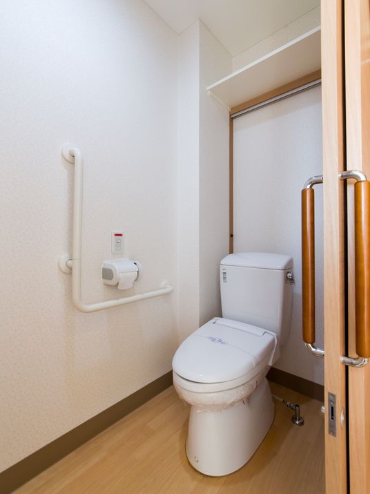清潔感のあるトイレスペース