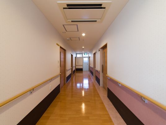 清潔な廊下の風景