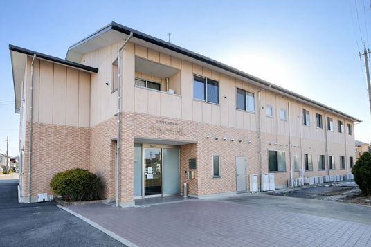 日当たりの良い建物外観