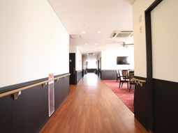 清潔感のある廊下の様子