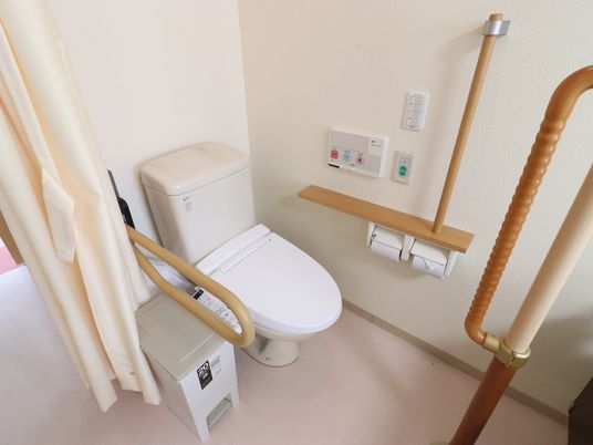 バリアフリー対応のトイレ
