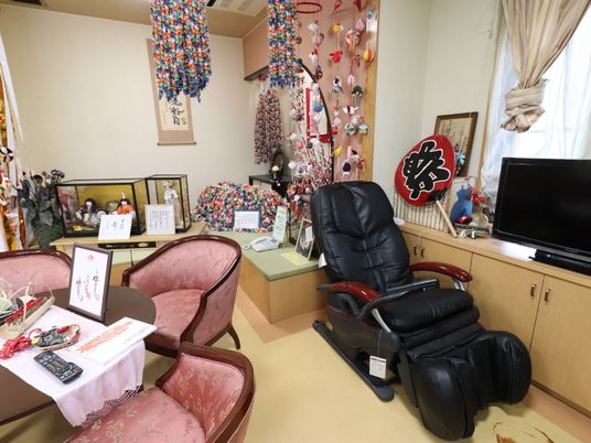 和風の装飾が施された居室