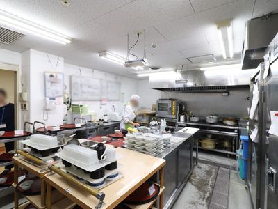 清潔な厨房の様子