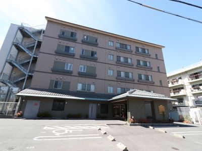 清潔感ある外観の建物