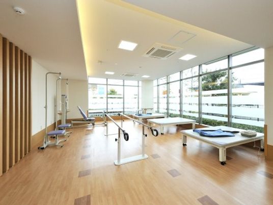 明るい機能訓練室