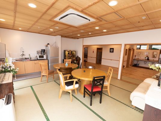 暖かみのある共有リビング