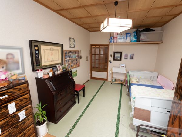 和室風居室の内装