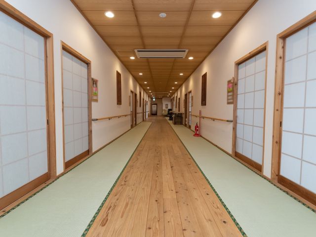 和風の清潔な廊下