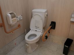 バリアフリートイレ