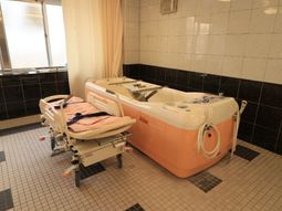 清潔な浴室設備