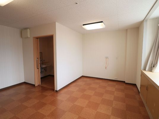明るい空間の居室