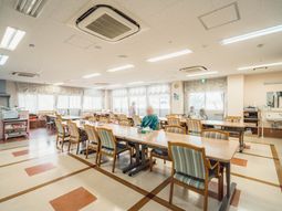 快適な食堂ルーム