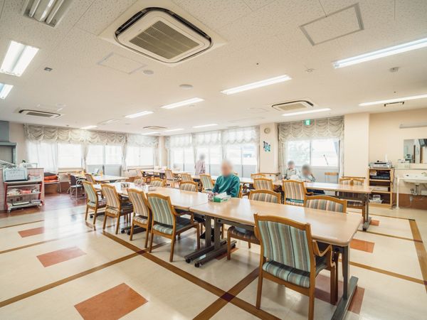快適な食堂ルーム